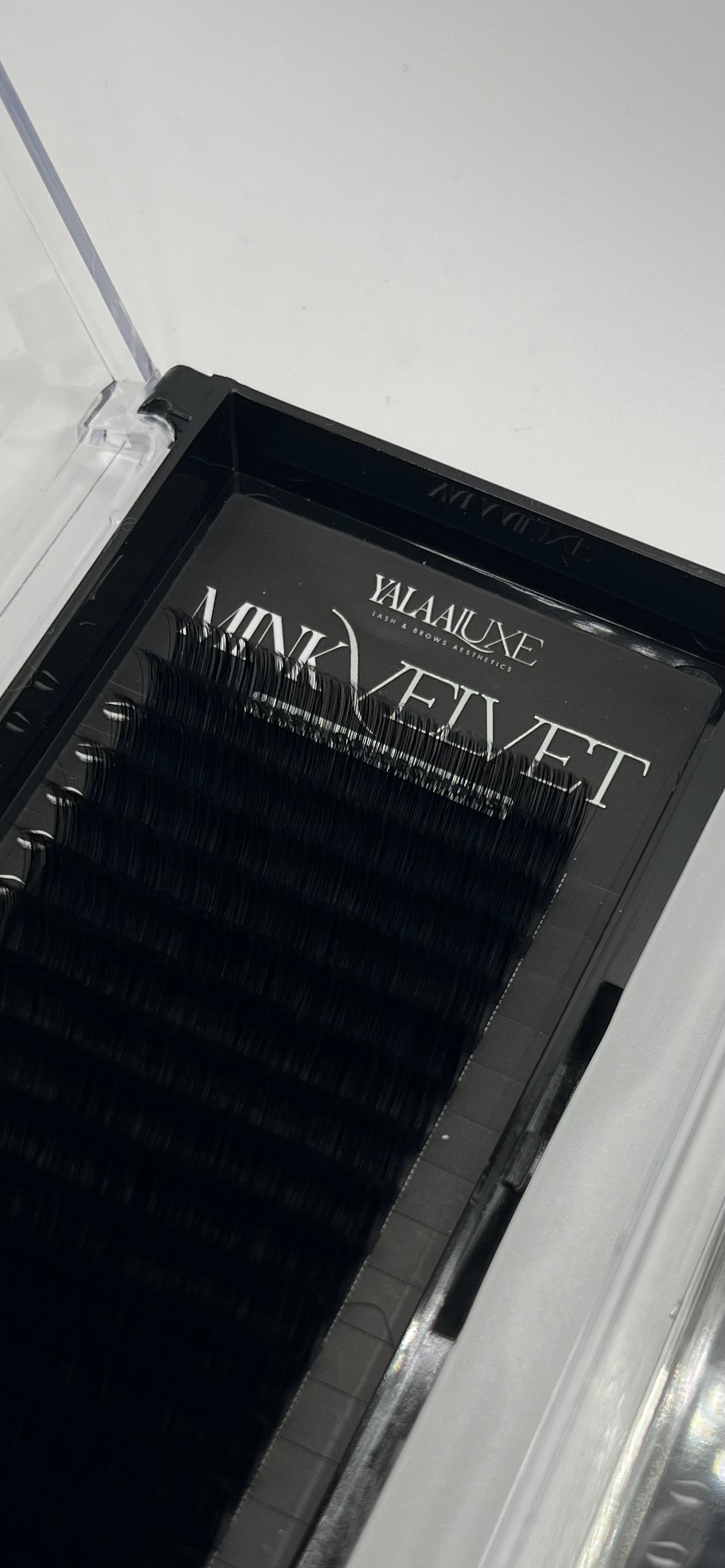 .05 Standard Volume Lashes